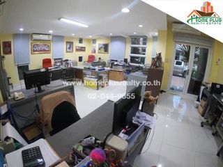 For sale 4 bed office in Taling Chan, Bangkok