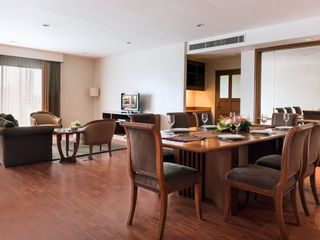 For rent 3 ベッドルーム serviced apartment in Sathon, Bangkok