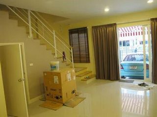 For sale and for rent 3 bed townhouse in Wang Thonglang, Bangkok