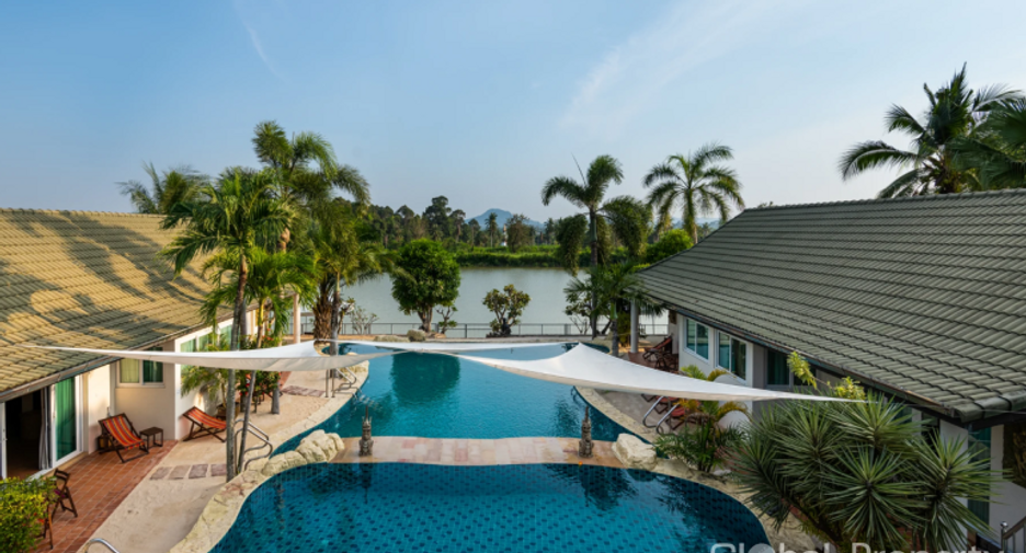 For rent and for sale 6 bed house in Huay Yai, Pattaya