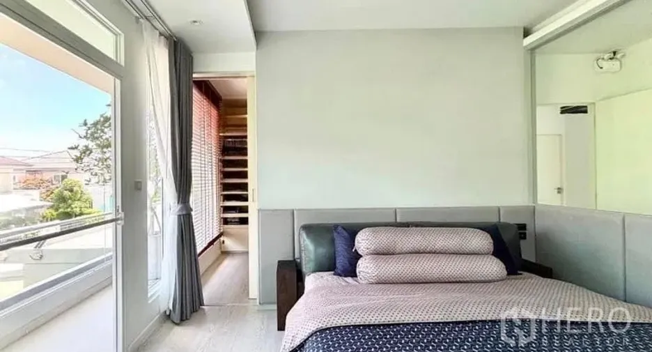 Продажа 4 спальни дом в Пращет, Бангкок