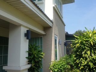 For sale 4 bed house in Dusit, Bangkok