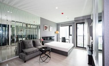 For rent studio condo in Khlong Toei, Bangkok