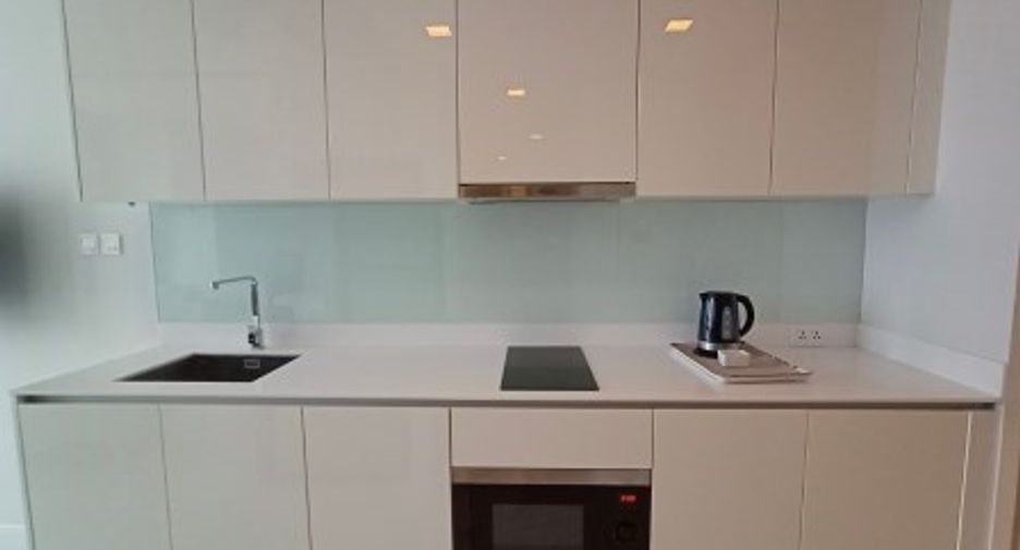 For sale 1 bed condo in Watthana, Bangkok