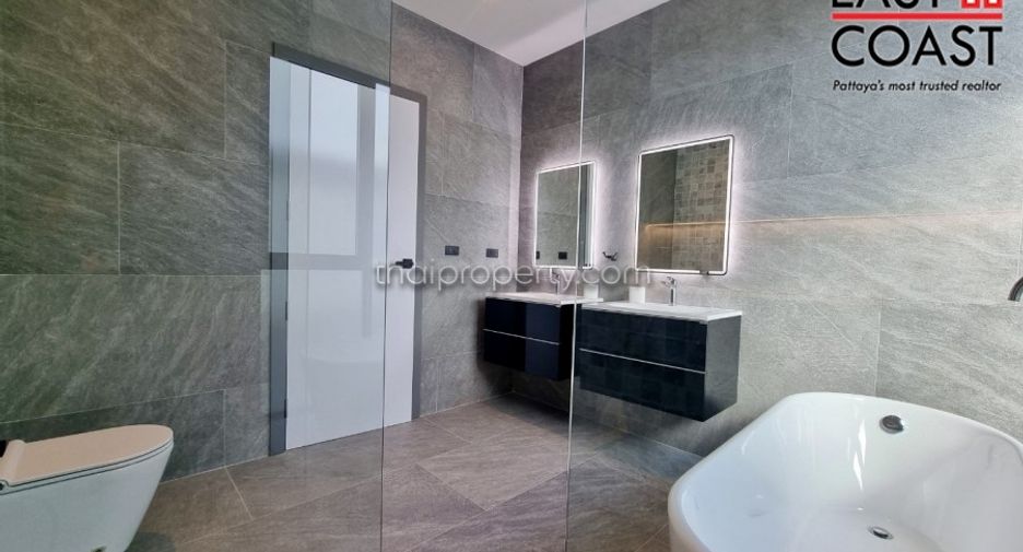 For sale 6 bedrooms house in Bang Lamung, Chonburi