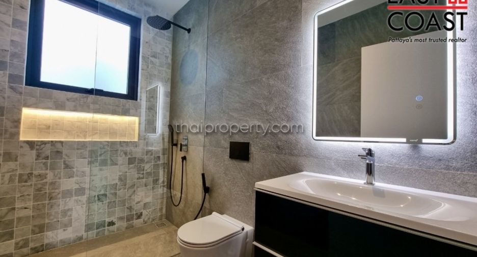 For sale 6 bedrooms house in Bang Lamung, Chonburi