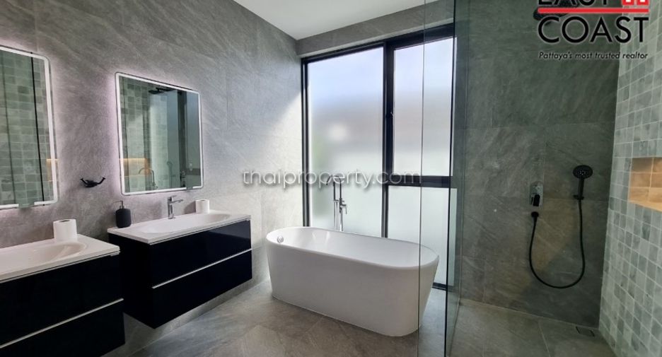 For sale 6 bedrooms house in Bang Lamung, Chonburi