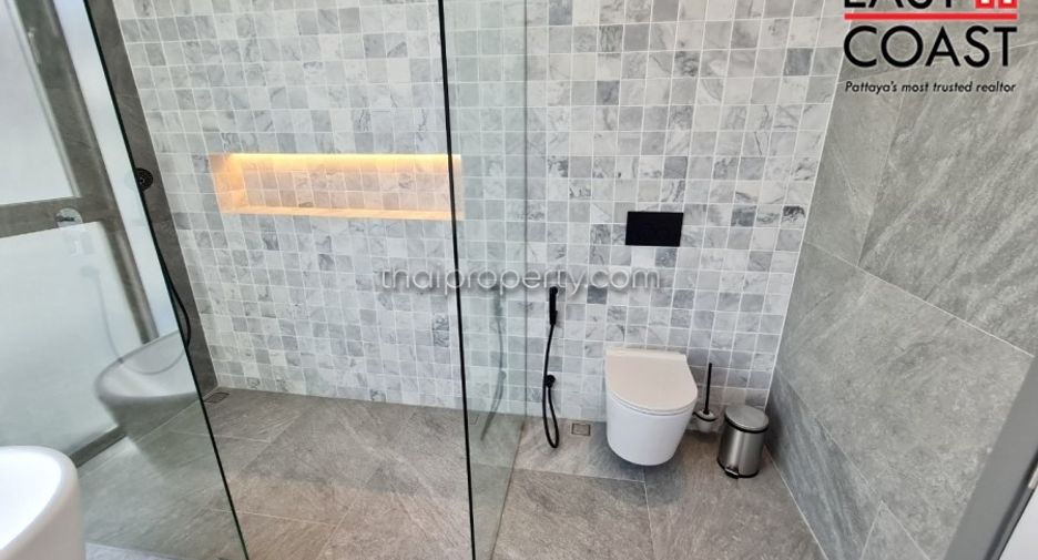 For sale 6 bedrooms house in Bang Lamung, Chonburi
