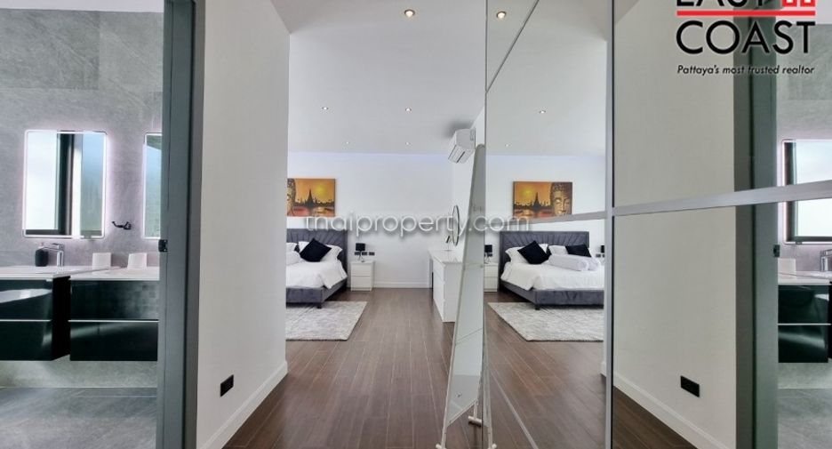 For sale 6 bedrooms house in Bang Lamung, Chonburi