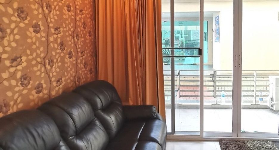 For sale 1 bed condo 