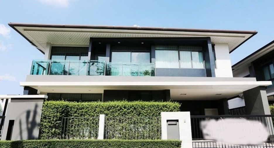 For sale そして for rent 4 Beds house in Bang Kapi, Bangkok