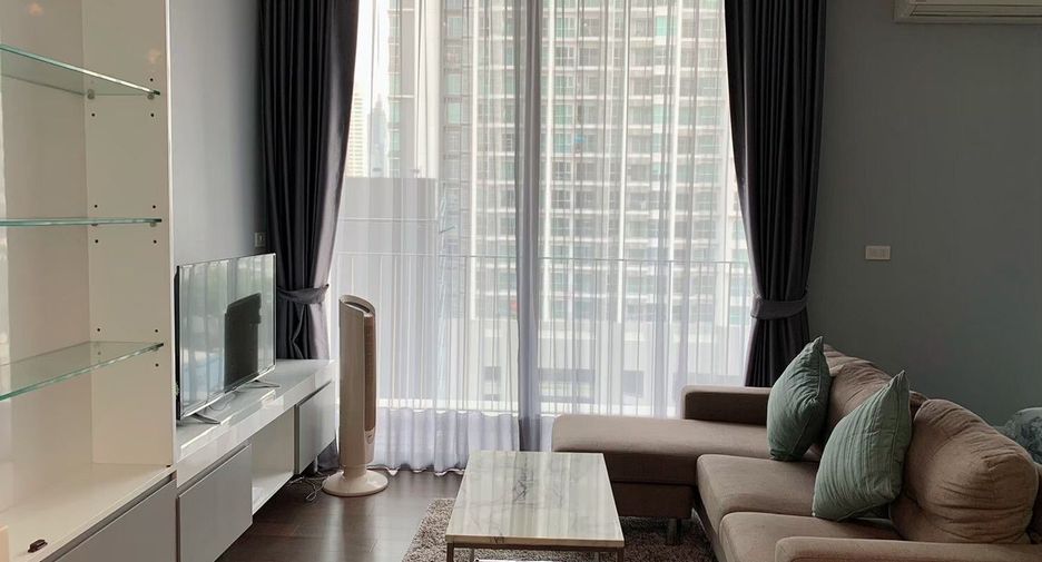 For sale 1 bed condo in Sathon, Bangkok