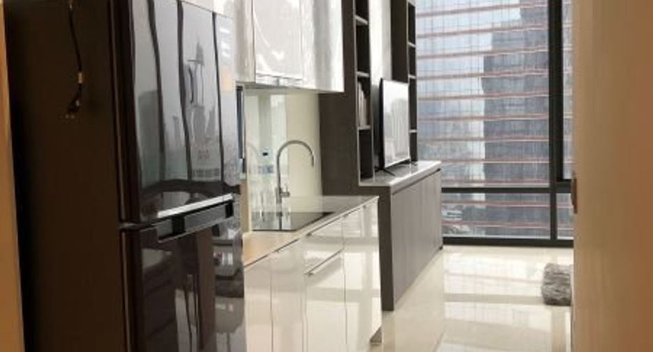 À louer et à vendre 2 chambres condo à Bang Rak, Bangkok