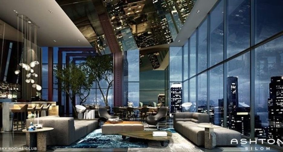 À louer et à vendre 2 chambres condo à Bang Rak, Bangkok
