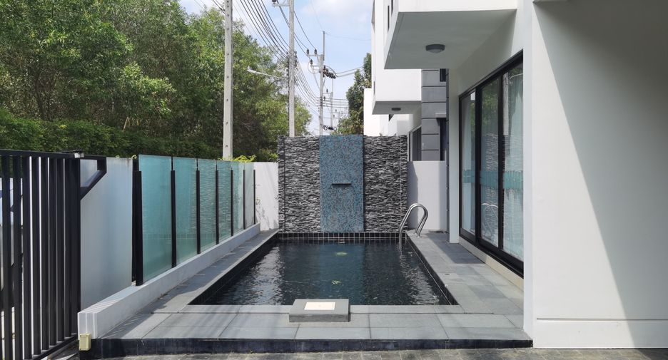 For sale 5 bed villa in Thalang, Phuket