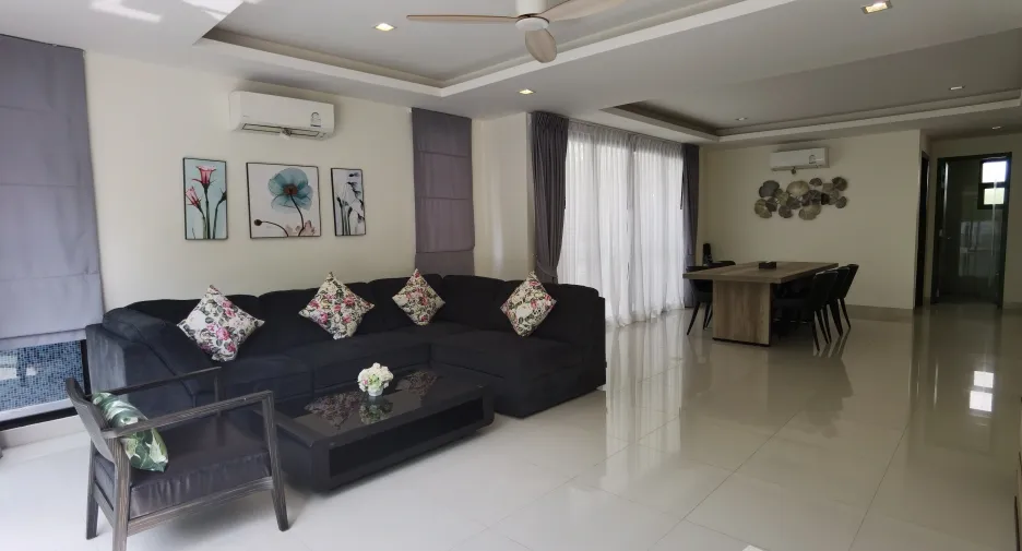 For sale 5 bed villa in Thalang, Phuket