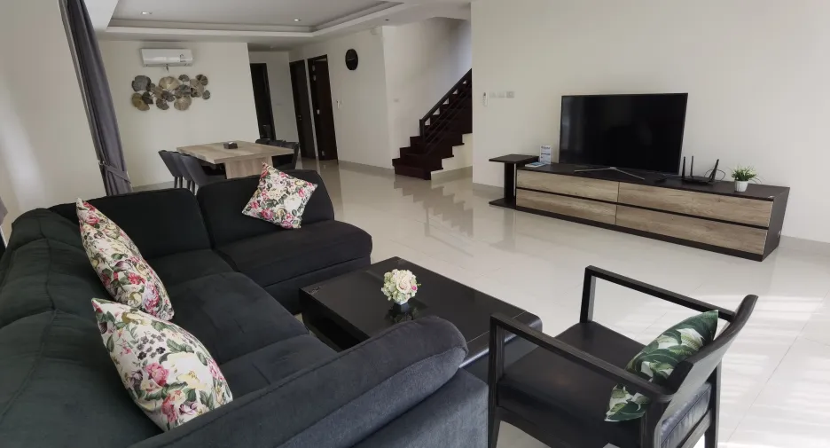 For sale 5 bed villa in Thalang, Phuket