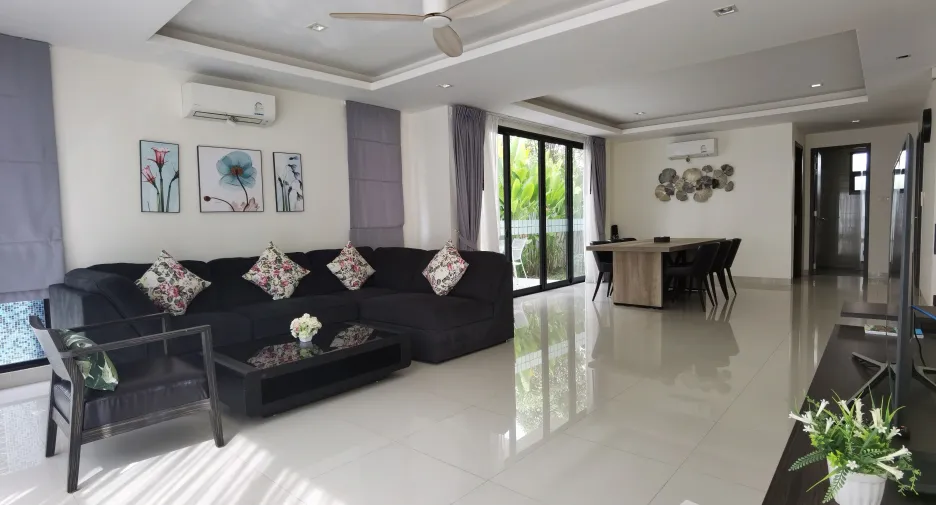 For sale 5 bed villa in Thalang, Phuket