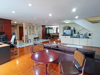 For sale 4 bedrooms condo in Khlong Toei, Bangkok