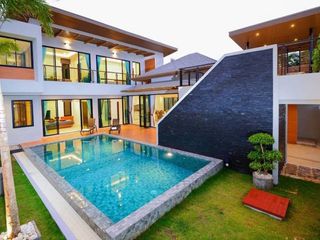 For rent and for sale 3 bedrooms villa in Mueang Phuket, Phuket