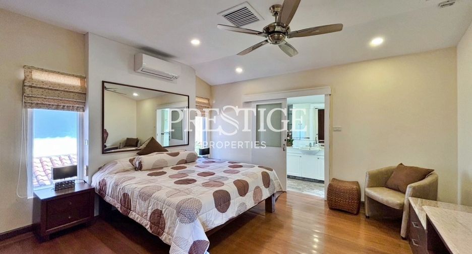 For sale 4 bedrooms house in Bang Lamung, Chonburi
