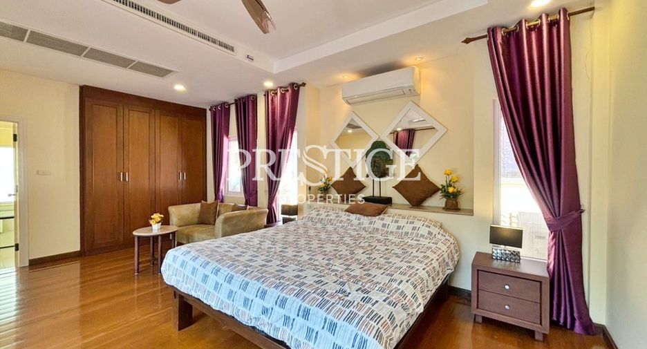 For sale 4 bedrooms house in Bang Lamung, Chonburi