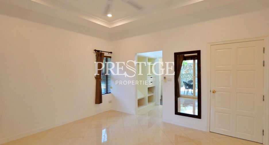Casa en venta y en alquiler de 6 habitaciones en Bang Lamung, Chonburi
