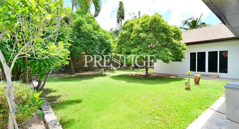 Casa en venta y en alquiler de 6 habitaciones en Bang Lamung, Chonburi