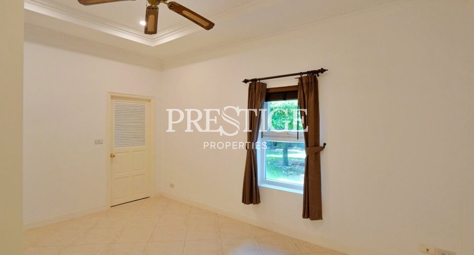 Casa en venta y en alquiler de 6 habitaciones en Bang Lamung, Chonburi