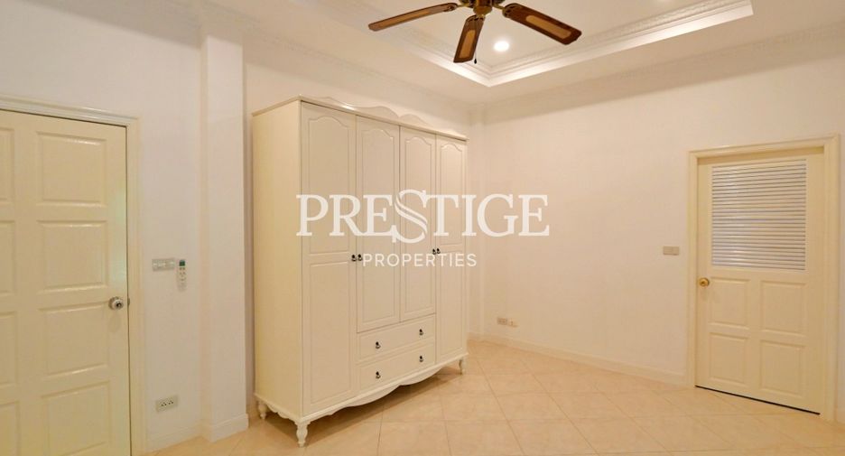 Casa en venta y en alquiler de 6 habitaciones en Bang Lamung, Chonburi
