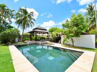 Casa en venta y en alquiler de 6 habitaciones en Bang Lamung, Chonburi