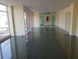 For rent and for sale warehouse in Mueang Samut Prakan, Samut Prakan