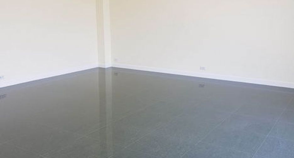 For rent and for sale warehouse in Mueang Samut Prakan, Samut Prakan
