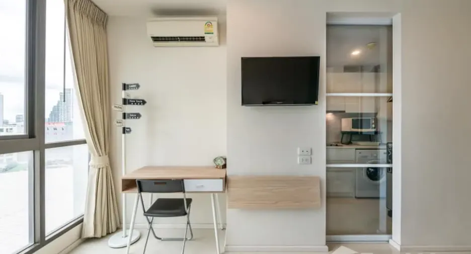 For rent studio condo in Phaya Thai, Bangkok