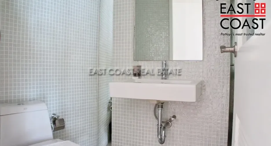 For rent 2 bedrooms condo in Bang Lamung, Chonburi