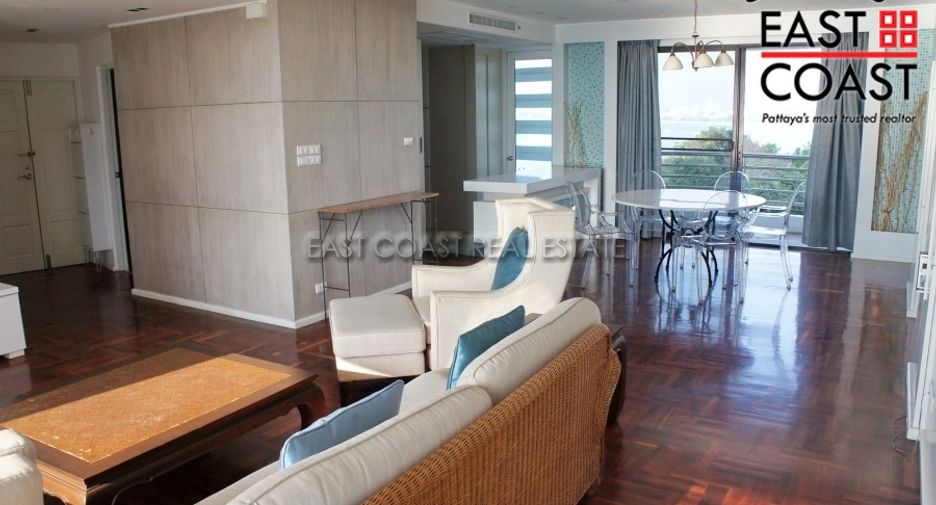 For rent 2 bedrooms condo in Bang Lamung, Chonburi
