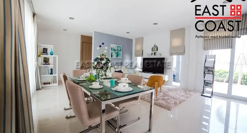 For sale 4 bedrooms house in Ban Bueng, Chonburi