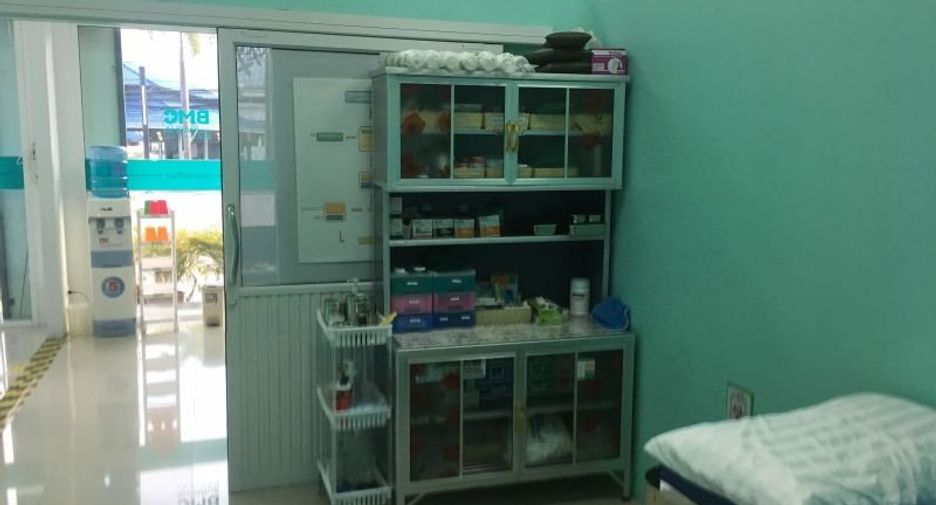 Local comercial en venta en Si Racha, Chonburi