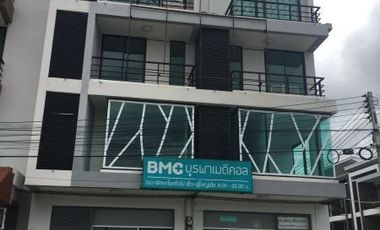 Local comercial en venta en Si Racha, Chonburi