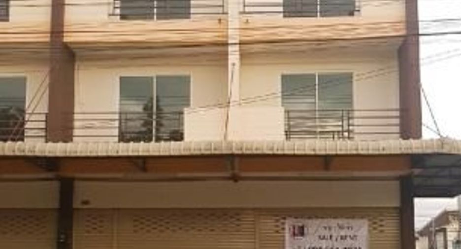 For rent and for sale 3 bed retail Space in Si Racha, Chonburi