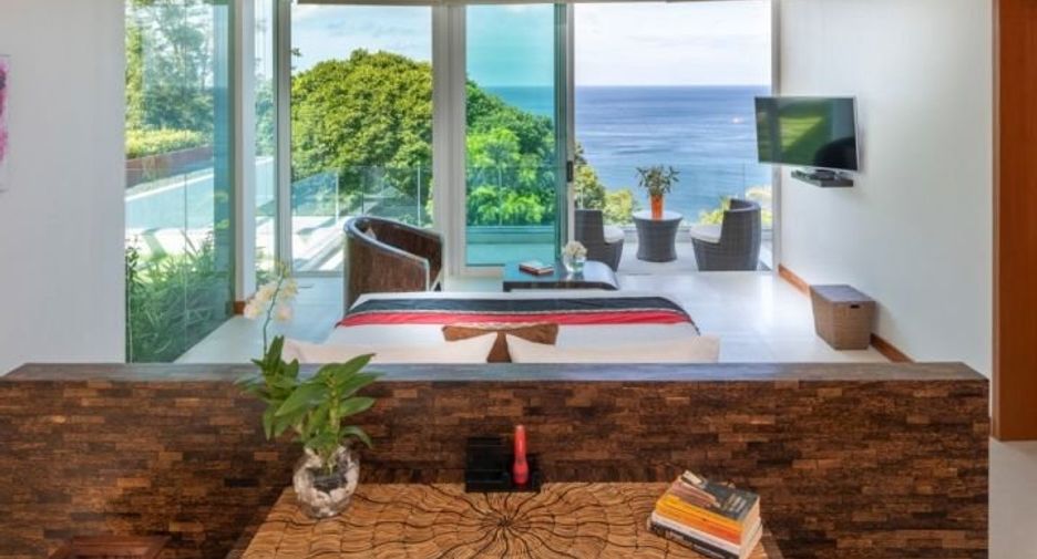 For rent and for sale 6 bedrooms villa in Kathu, Phuket