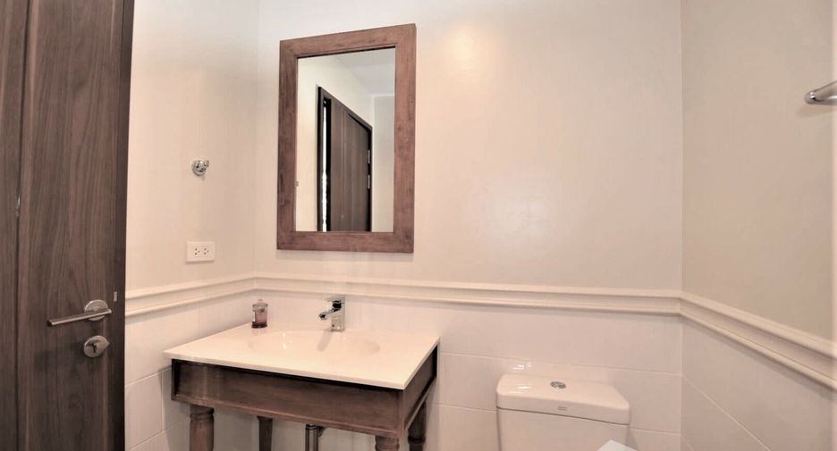 For sale 2 bed condo in Hua Hin, Prachuap Khiri Khan