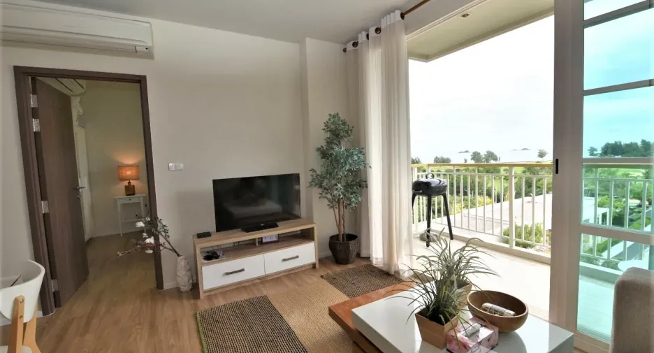 For sale 2 bed condo in Hua Hin, Prachuap Khiri Khan