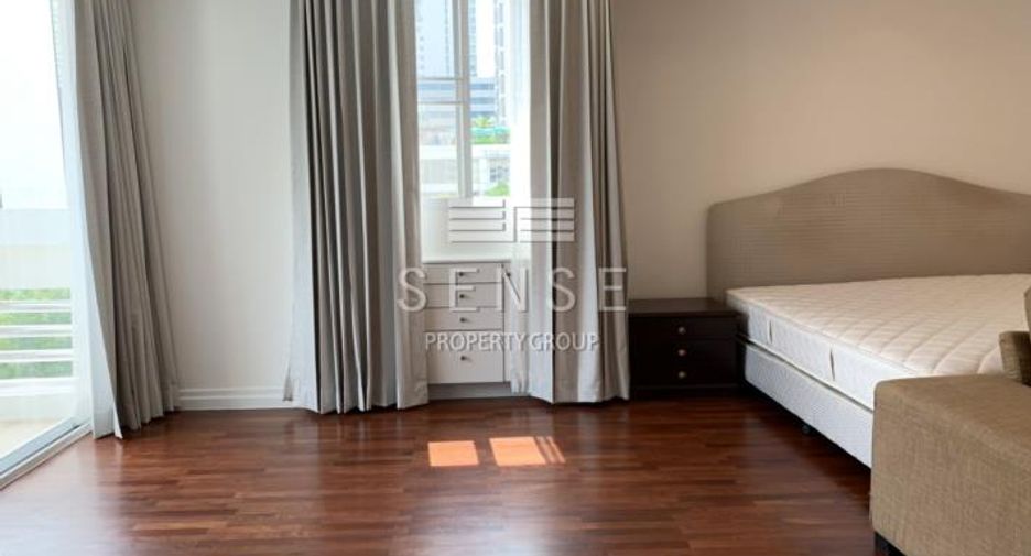 Wohnung zur Miete mit 3 Zimmer in Watthana, Bangkok