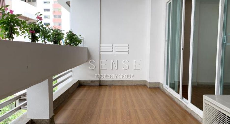 Wohnung zur Miete mit 3 Zimmer in Watthana, Bangkok