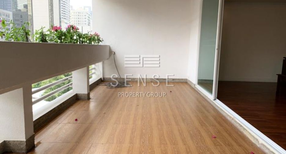 Wohnung zur Miete mit 3 Zimmer in Watthana, Bangkok