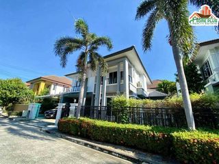 For sale 3 bedrooms house in Khan Na Yao, Bangkok