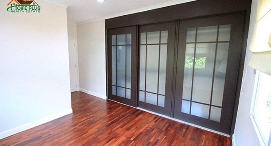 For sale 3 bedrooms house in Khan Na Yao, Bangkok