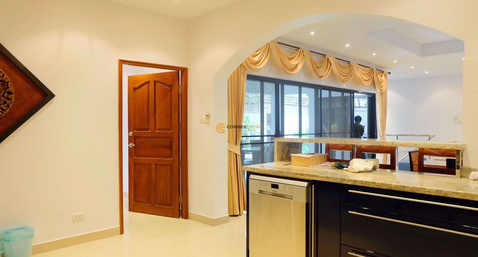 For rent and for sale 3 bedrooms house in Jomtien, Pattaya