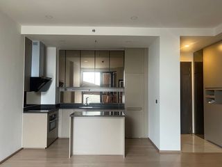 For sale 3 bed condo in Watthana, Bangkok